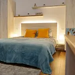 Jules Studio Downtown